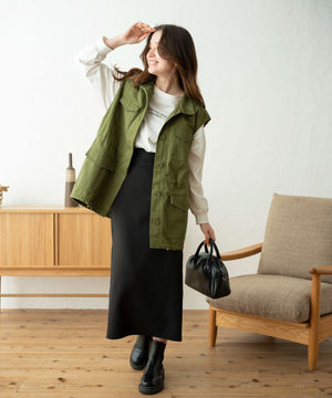 カーキ モデル：160cm F着用