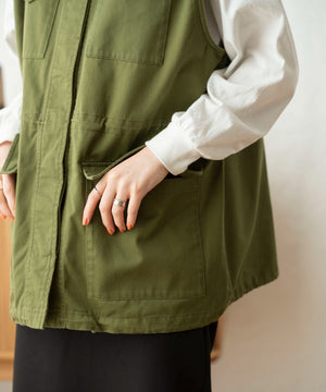 カーキ モデル：160cm F着用