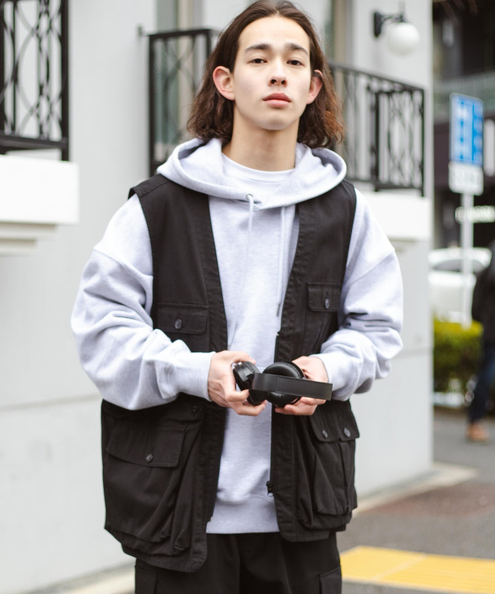 ブラック モデル：174cm L着用