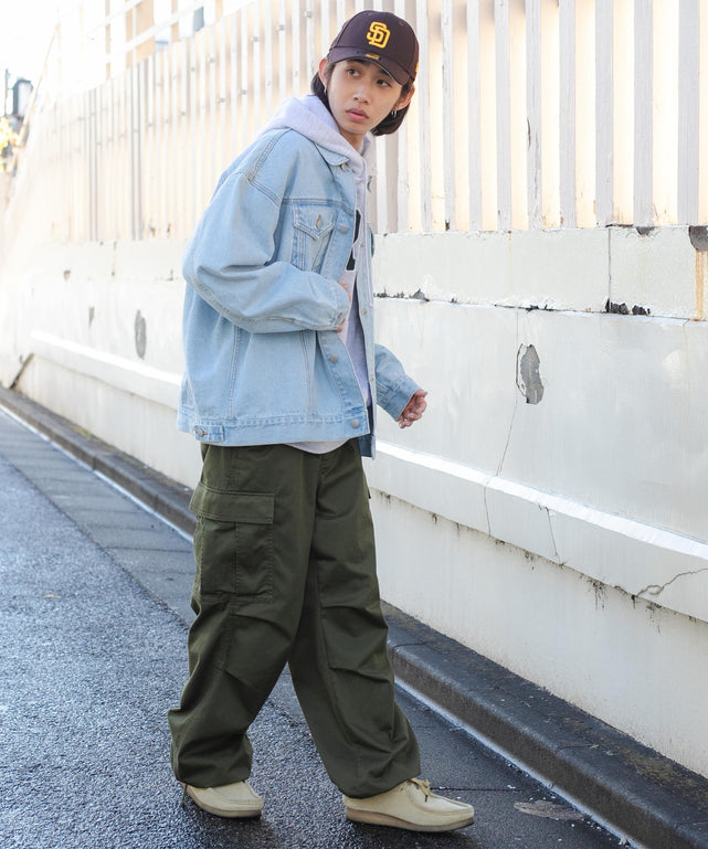 デニム淡色 モデル：175cm L着用