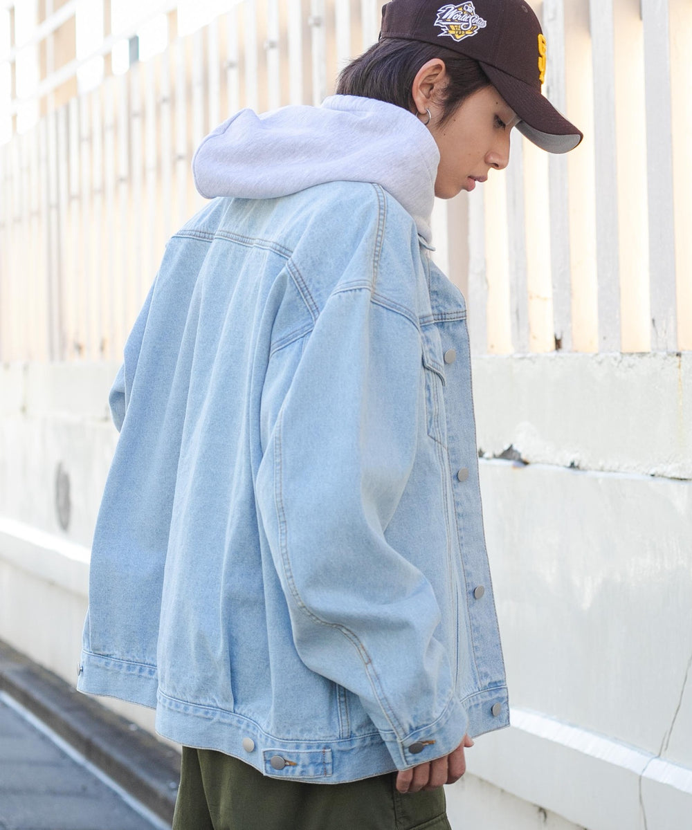 デニム淡色 モデル：175cm L着用