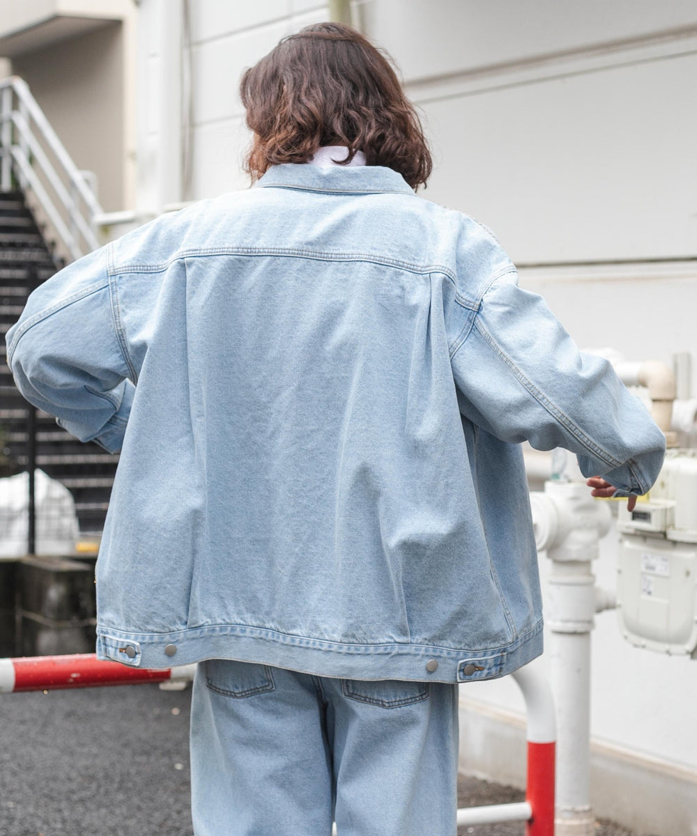 デニム淡色 モデル：174cm L着用