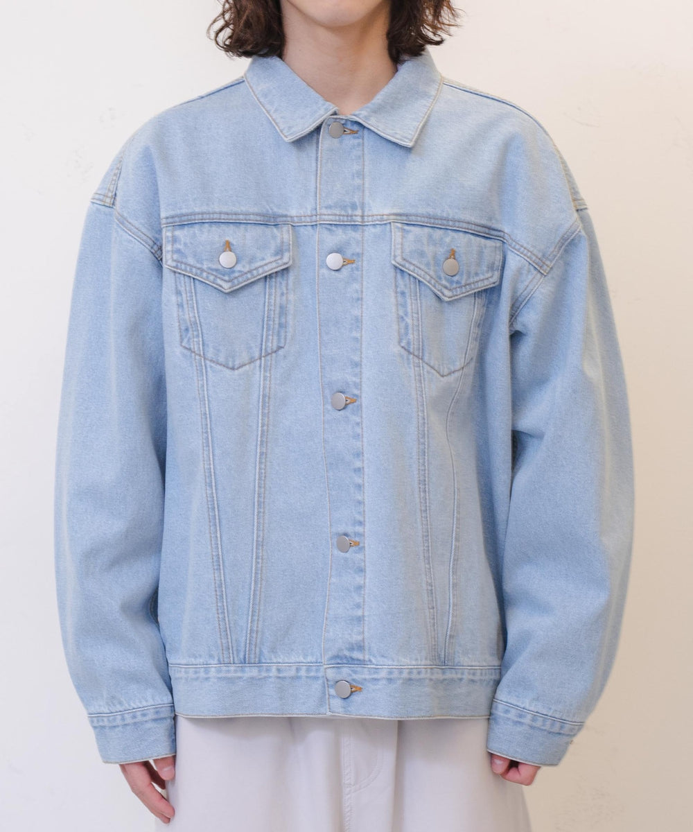デニム淡色 モデル：174cm L着用
