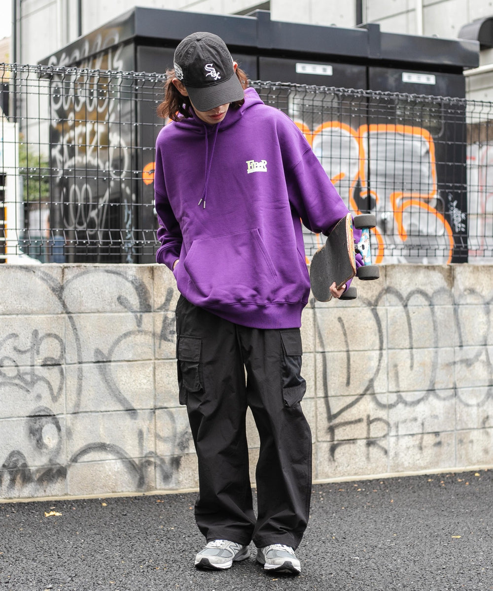 パープル モデル：174cm L着用