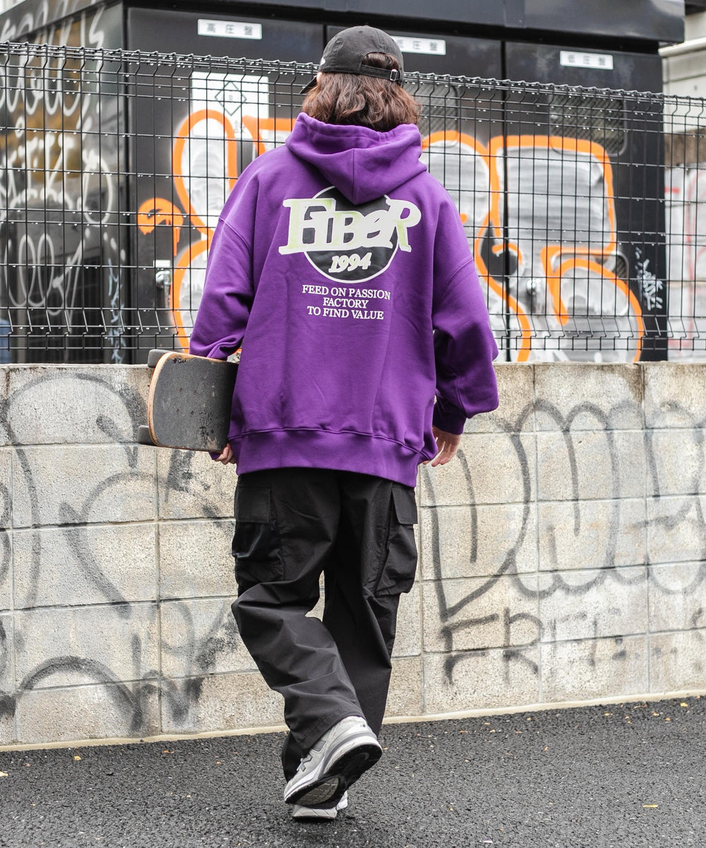 パープル モデル：174cm L着用