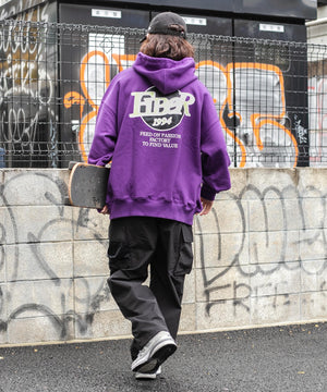 パープル モデル：174cm L着用