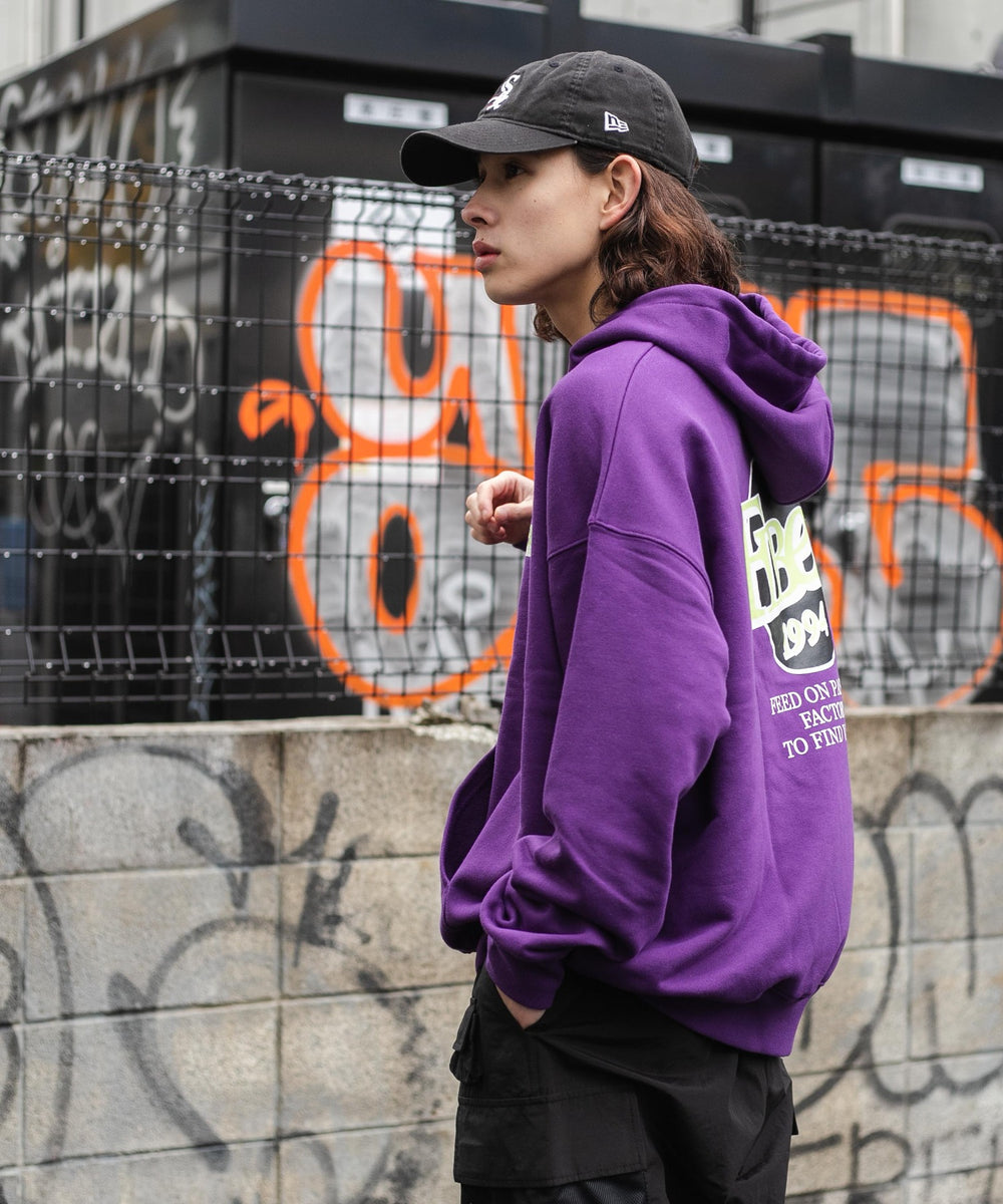 パープル モデル：174cm L着用