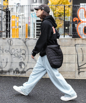 ブラック モデル：174cm L着用