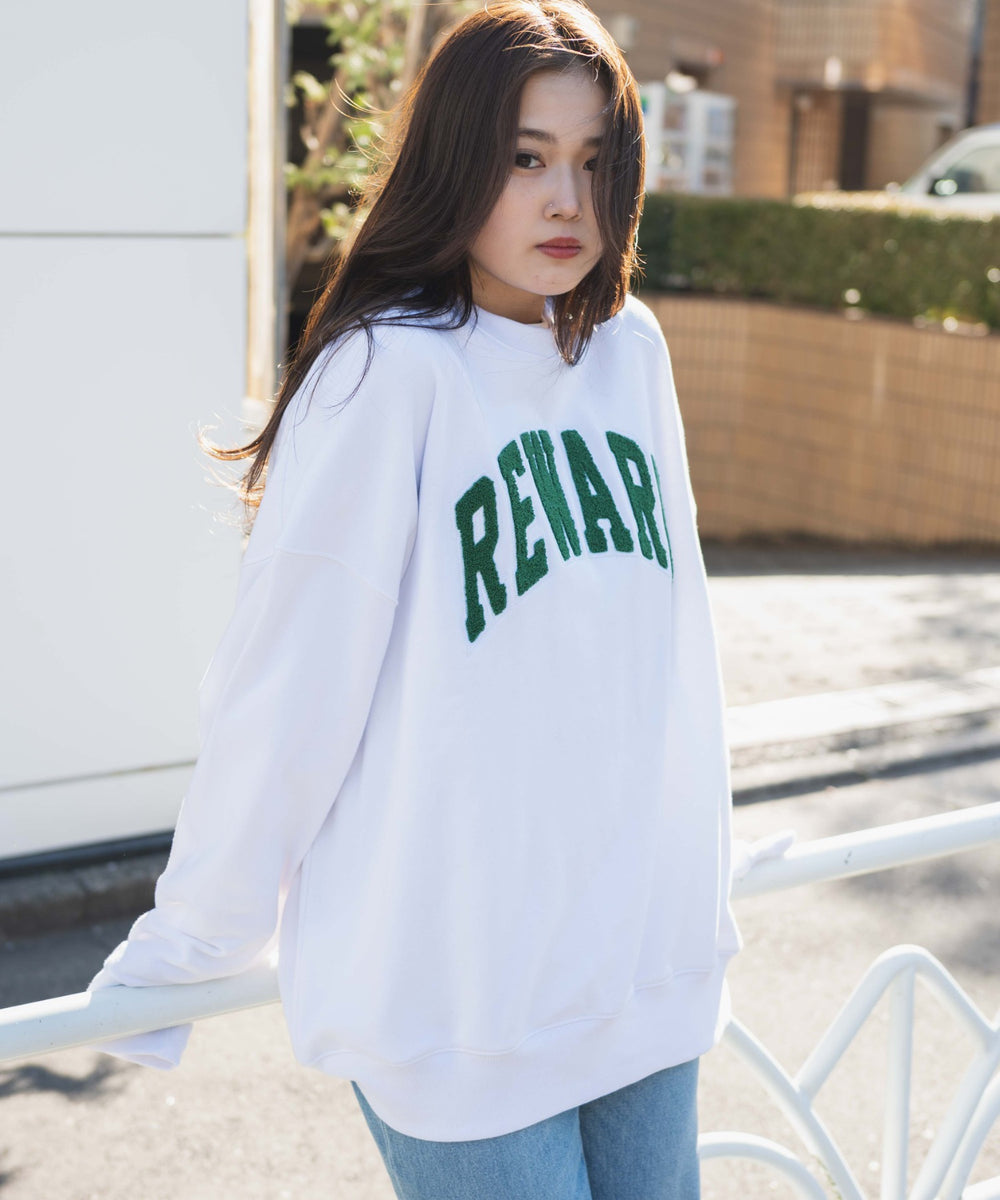 ホワイト モデル：162cm L着用