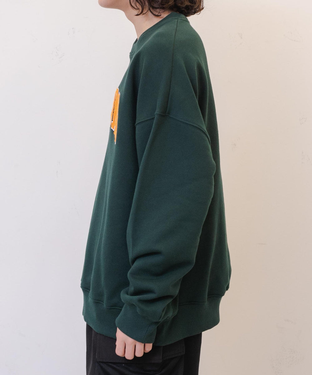 Dグリーン モデル：174cm L着用