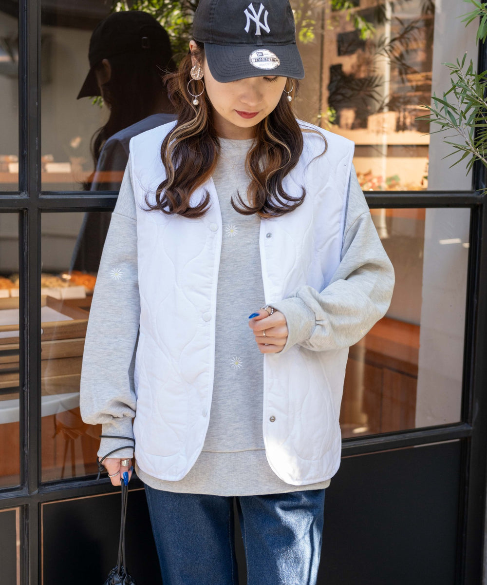 オフホワイト モデル：160cm F着用