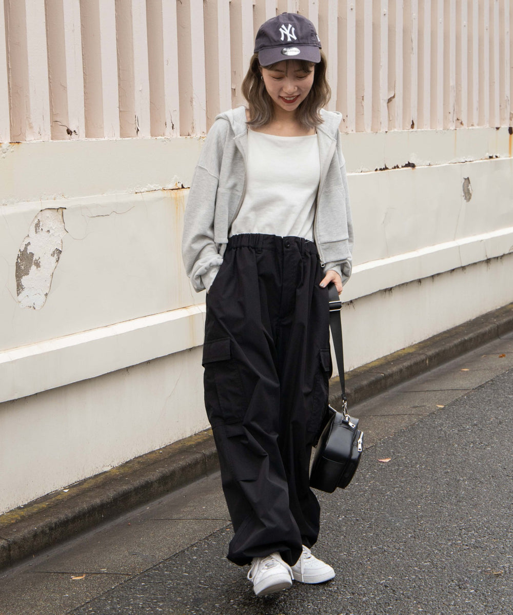 ブラック モデル：157cm L着用