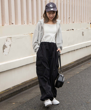 ブラック モデル：157cm L着用