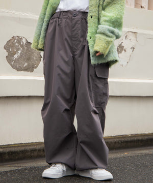 グレー モデル：157cm L着用