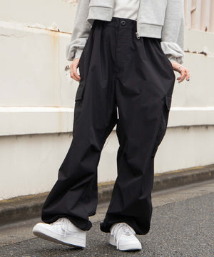 ブラック モデル：157cm L着用