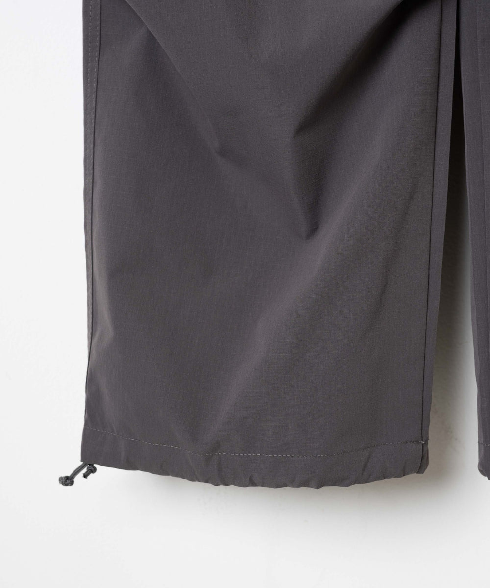 リップストップカーゴパンツ