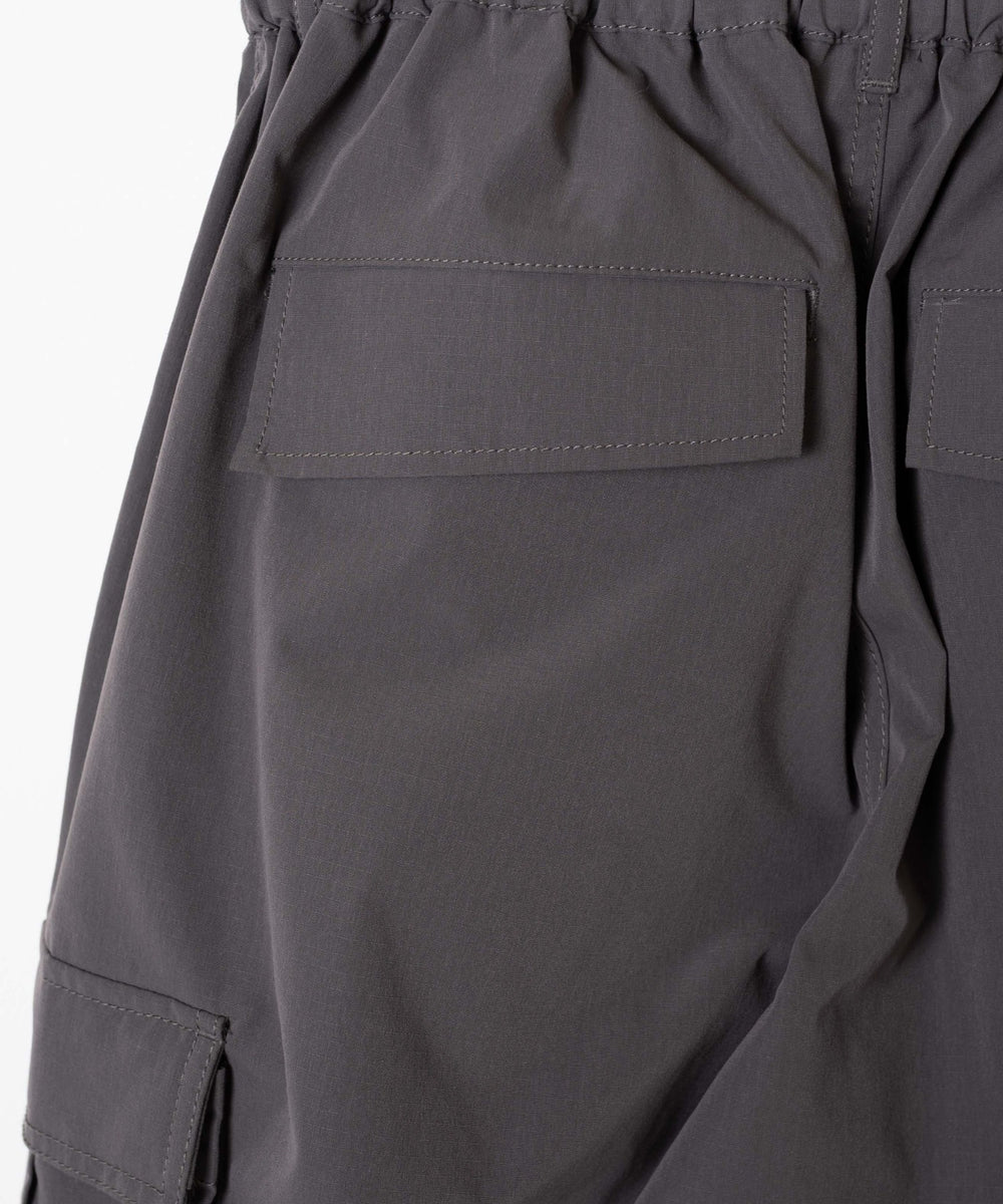 リップストップカーゴパンツ