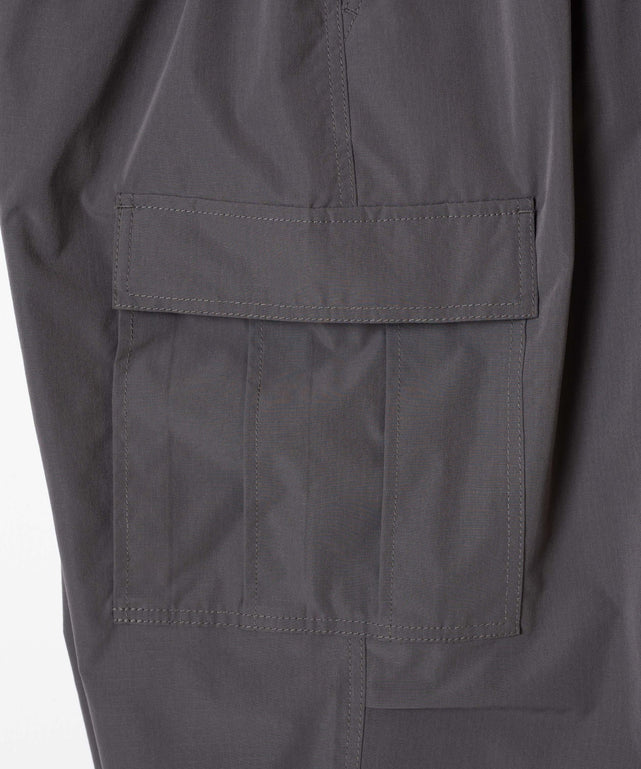 リップストップカーゴパンツ