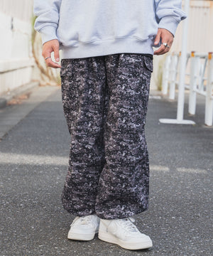 柄1 モデル：174㎝ L着用