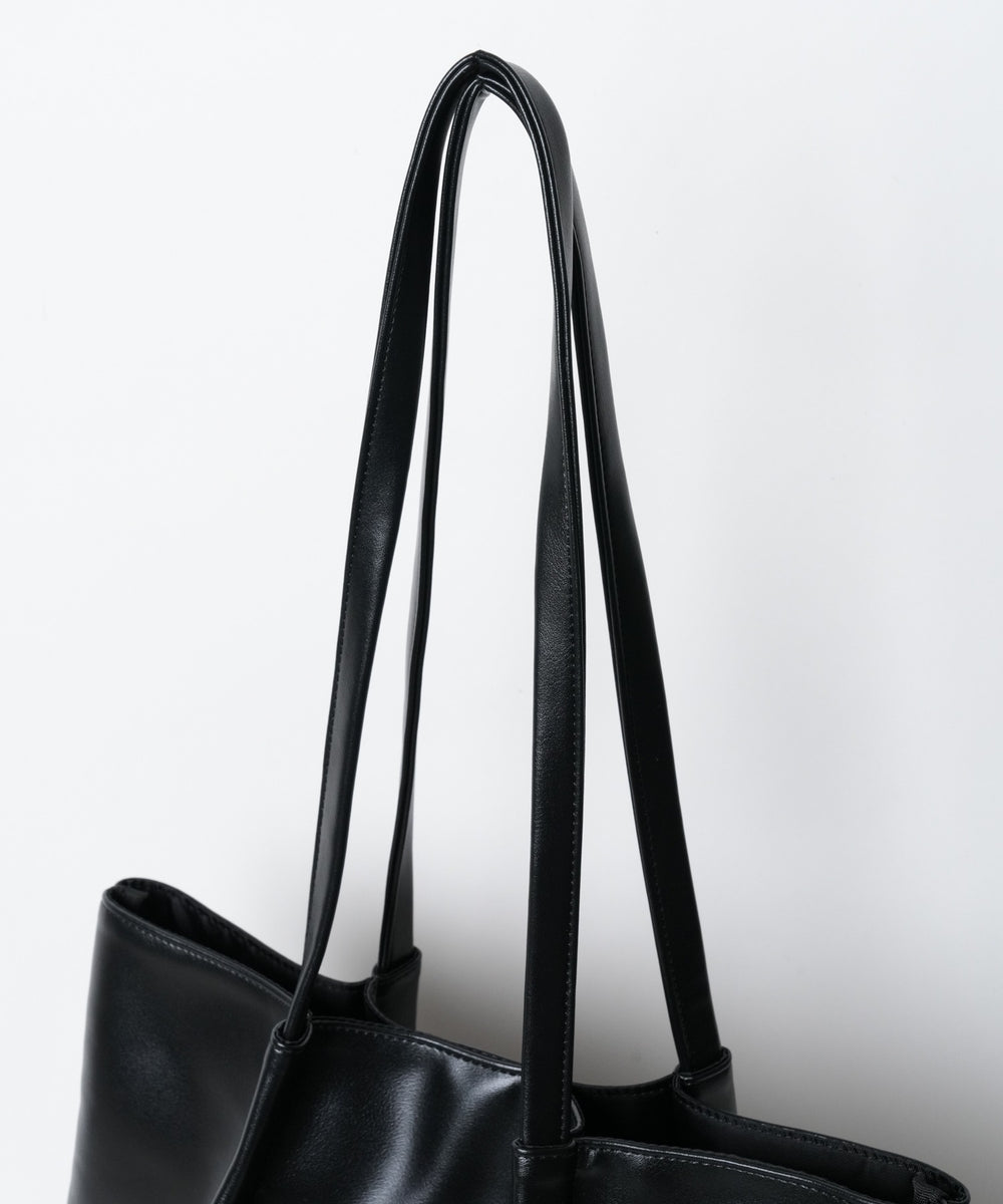 タックデザイントートバッグ