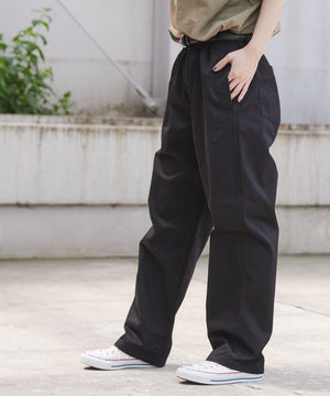 ブラック モデル：166cm M着用