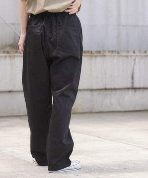 ブラック モデル：166cm M着用