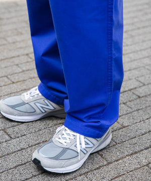 チノイージーパンツ