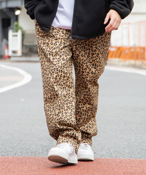 柄1 モデル：174㎝ L着用