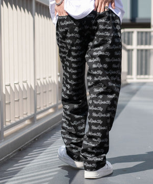 柄4 モデル：174㎝ L着用