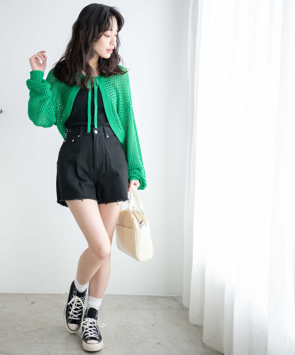 ブラック モデル：164cm M着用