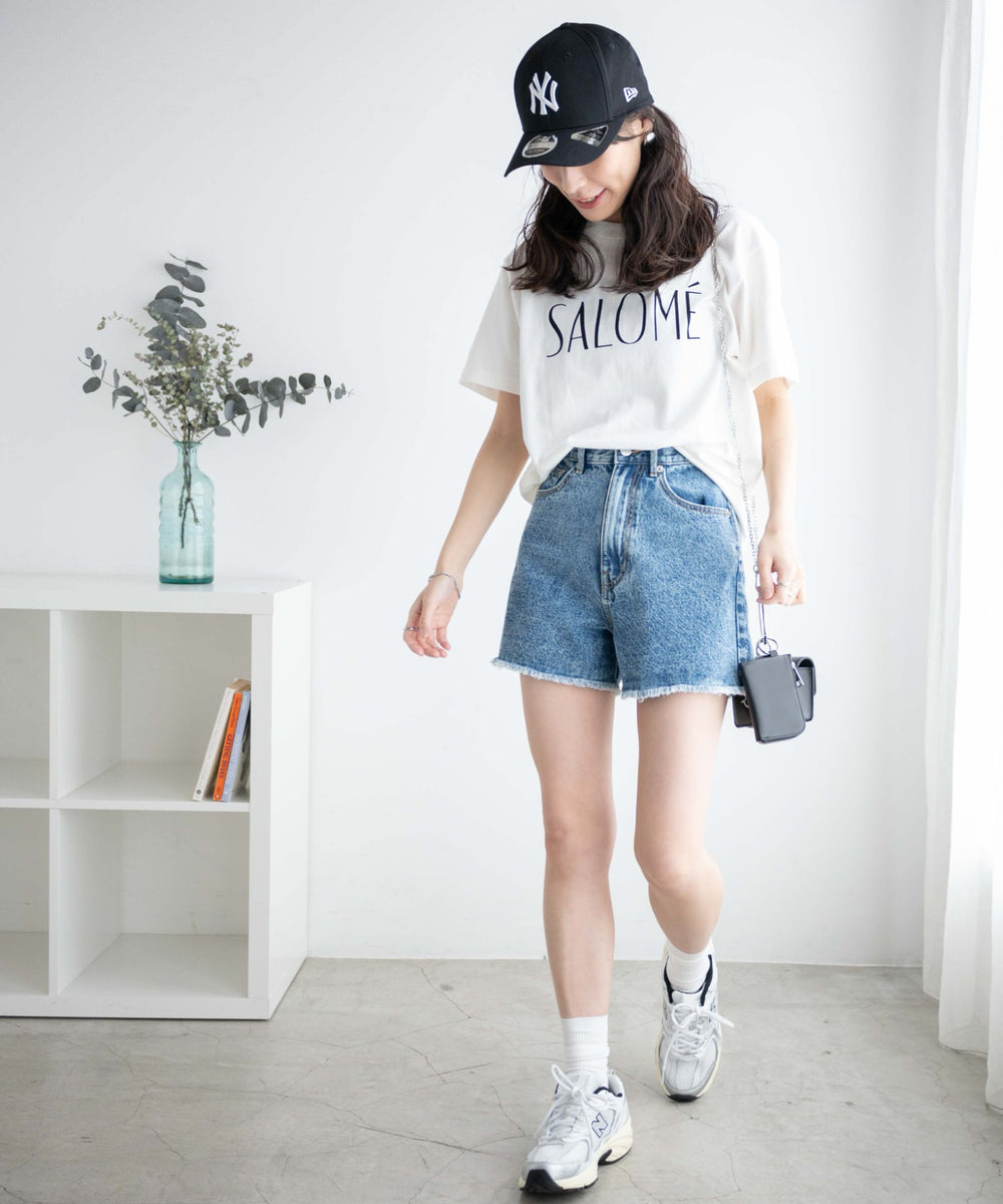 デニム中濃加工 モデル：164cm M着用