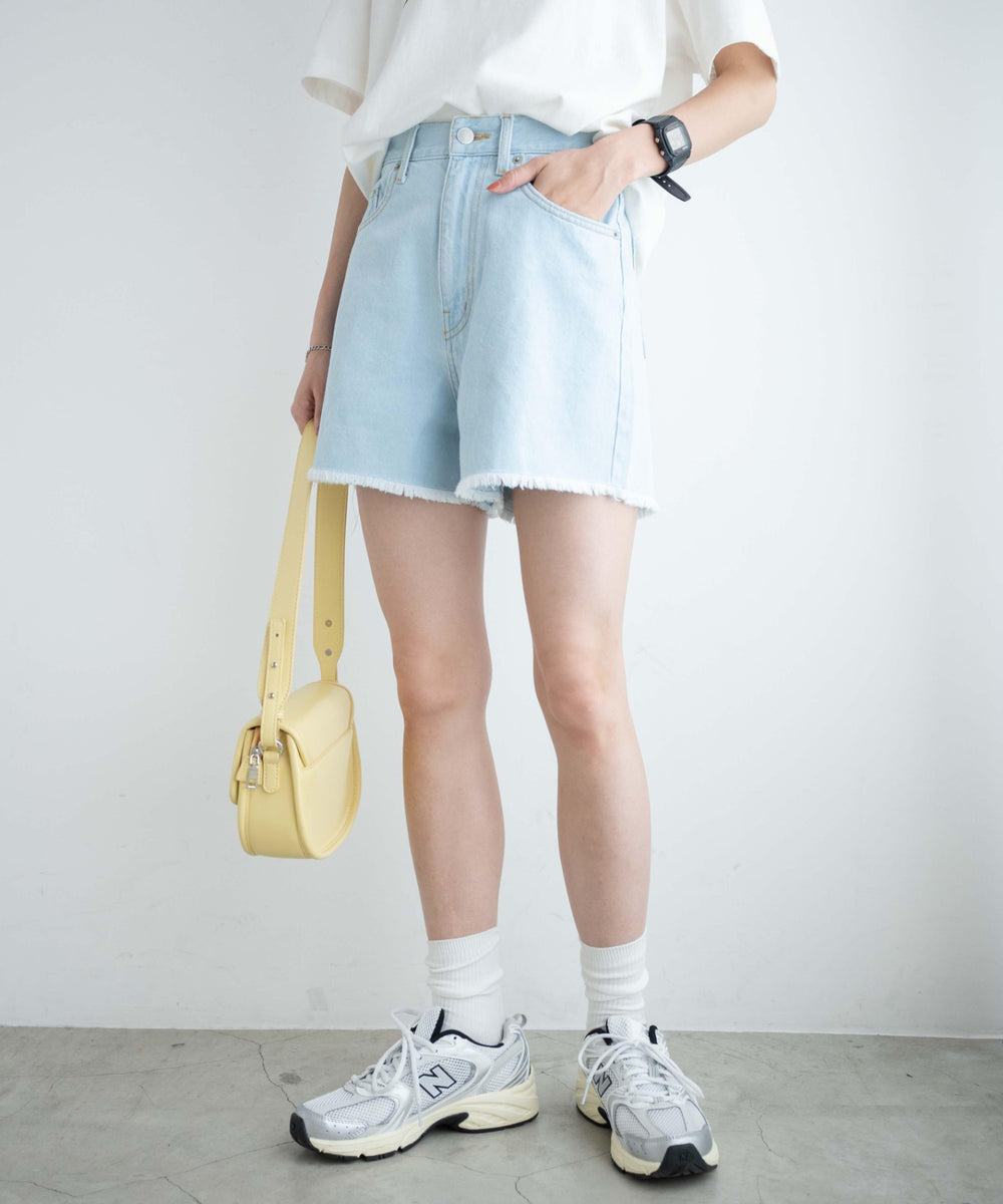 デニム淡 モデル：161cm M着用