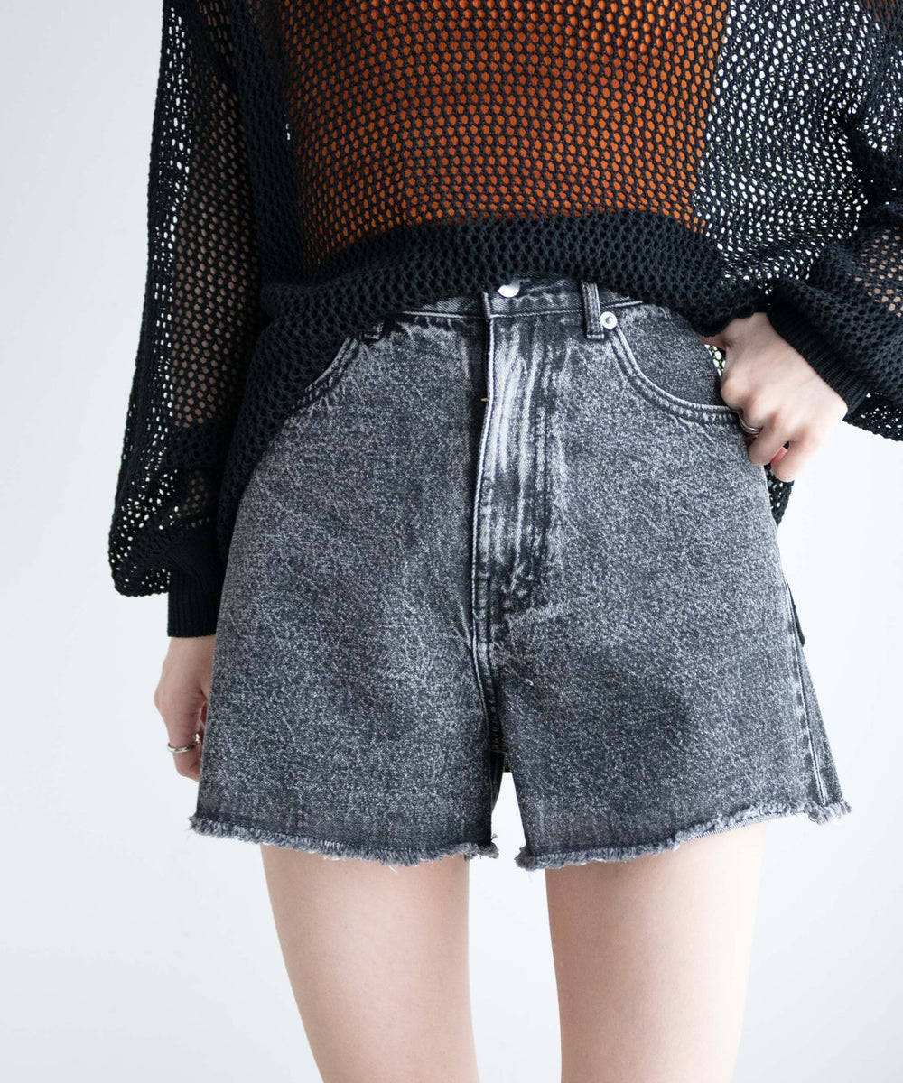 ブラックその他 モデル：164cm M着用