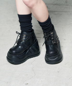 世界が広く見えちゃう靴 《新色登場》