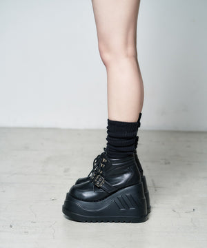 世界が広く見えちゃう靴 《新色登場》