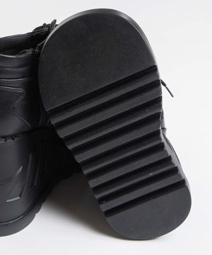 世界が広く見えちゃう靴 《新色登場》