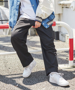 ブラック　モデル：170cm M着用