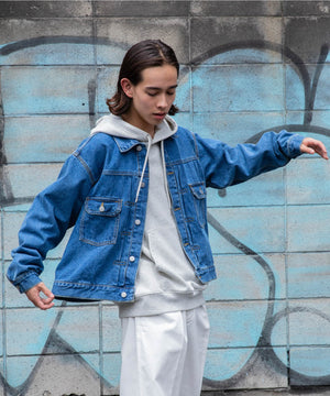 デニム中濃 モデル：174㎝ L着用