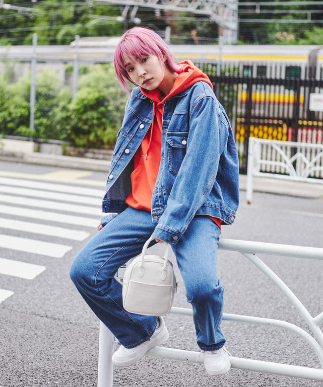 デニム中濃 モデル：170㎝ M着用