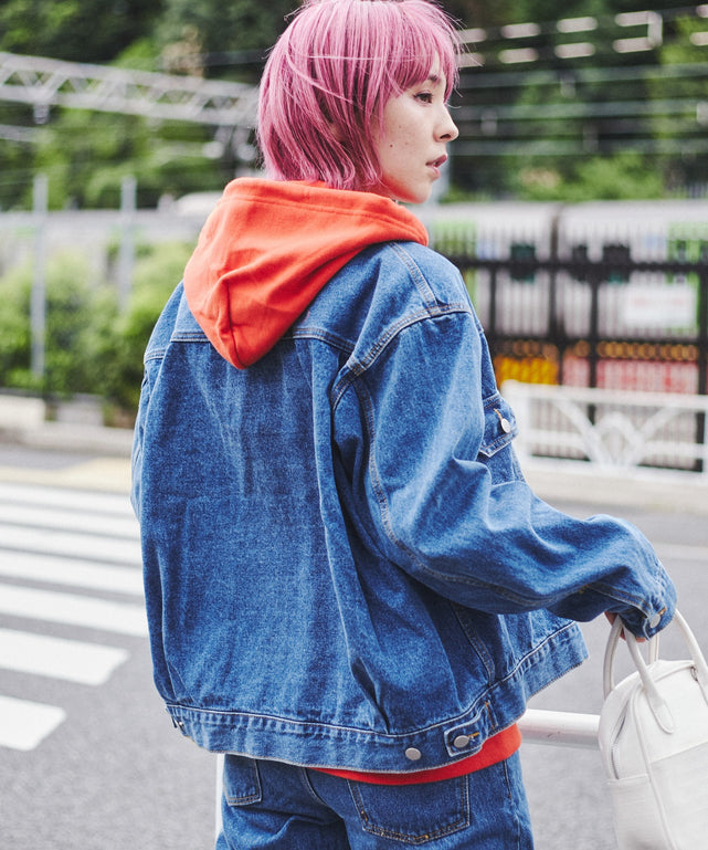 デニム中濃 モデル：170㎝ M着用