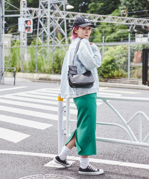 デニム淡色 モデル：170㎝ M着用