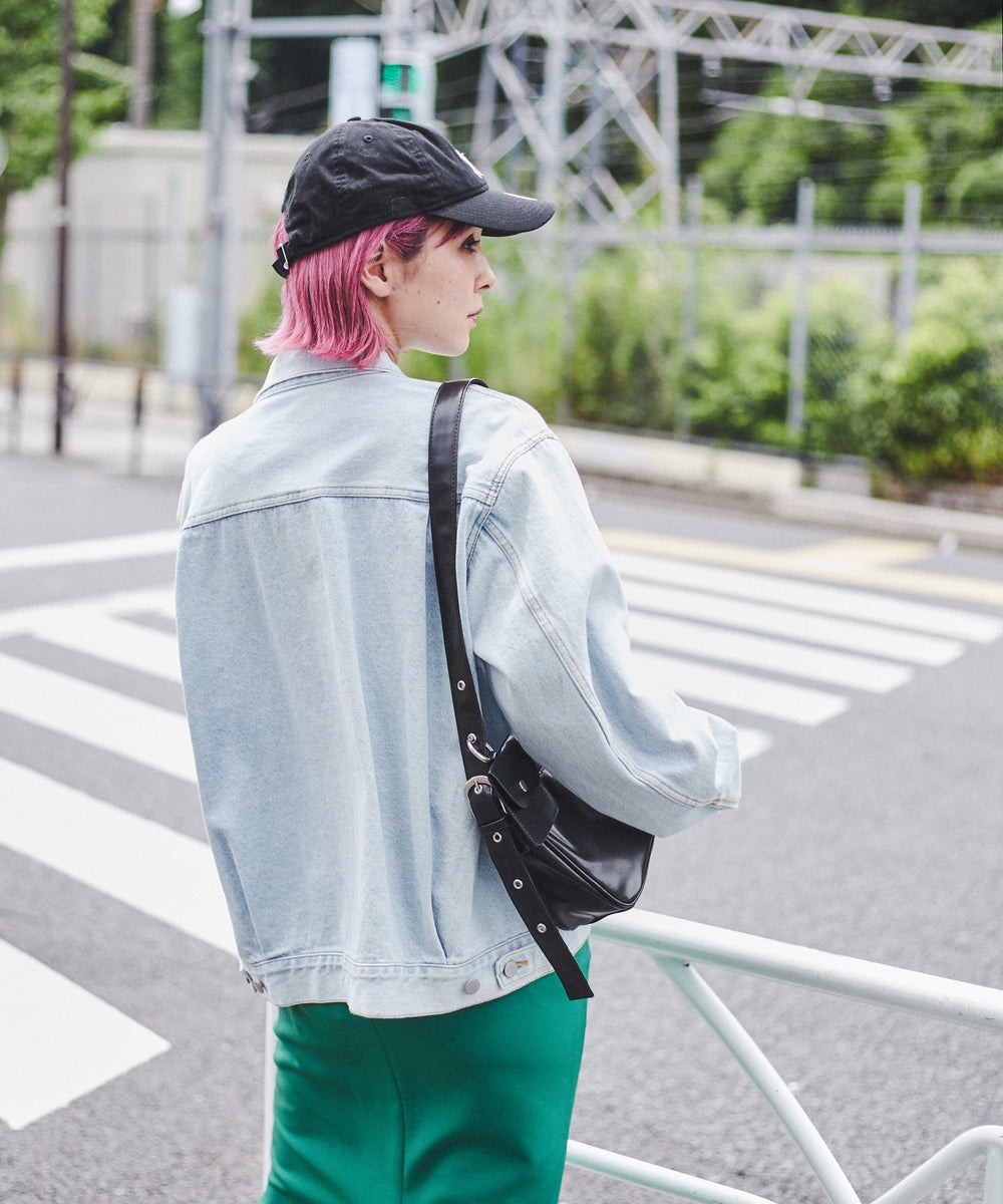 デニム淡色 モデル：170㎝ M着用