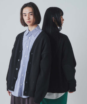 ブラック