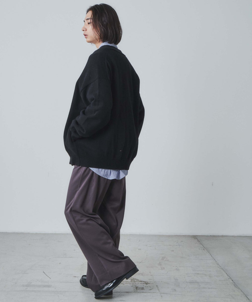 ブラック モデル：172cm L着用