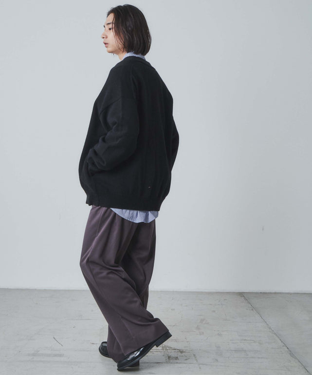 ブラック モデル：172cm L着用