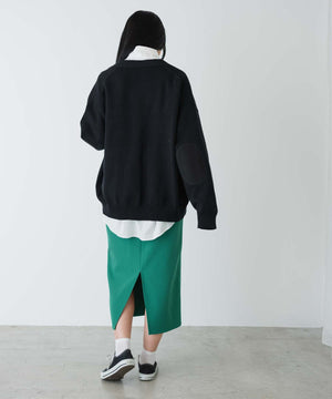 ブラック モデル：170cm M着用