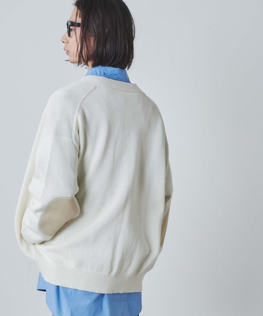 オフホワイト モデル：172cm L着用