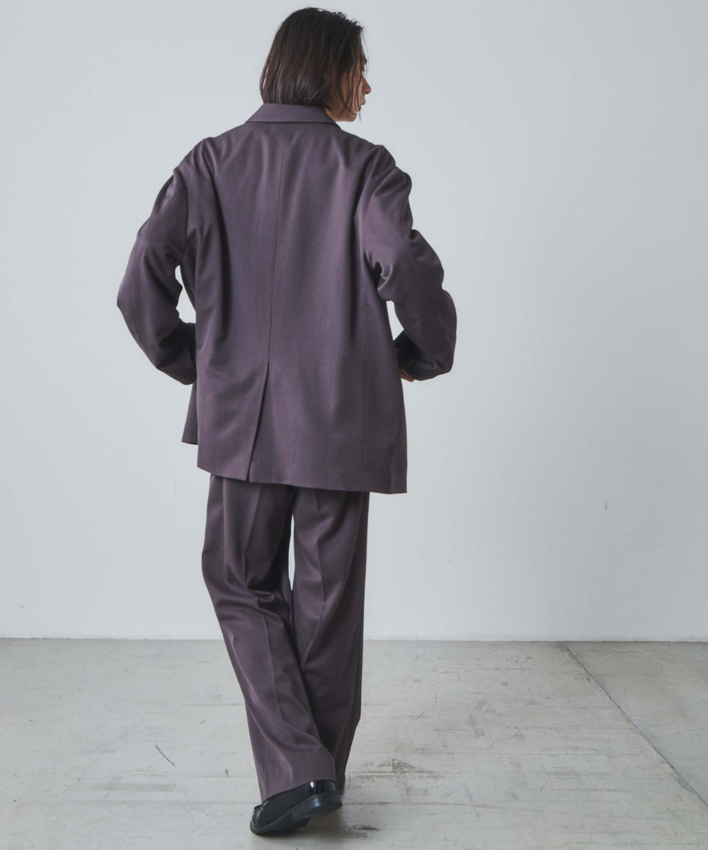 ブラックその他 モデル：172cm L着用