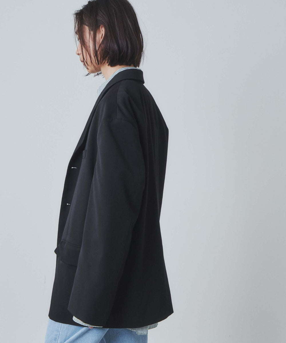 ブラック モデル：172cm L着用