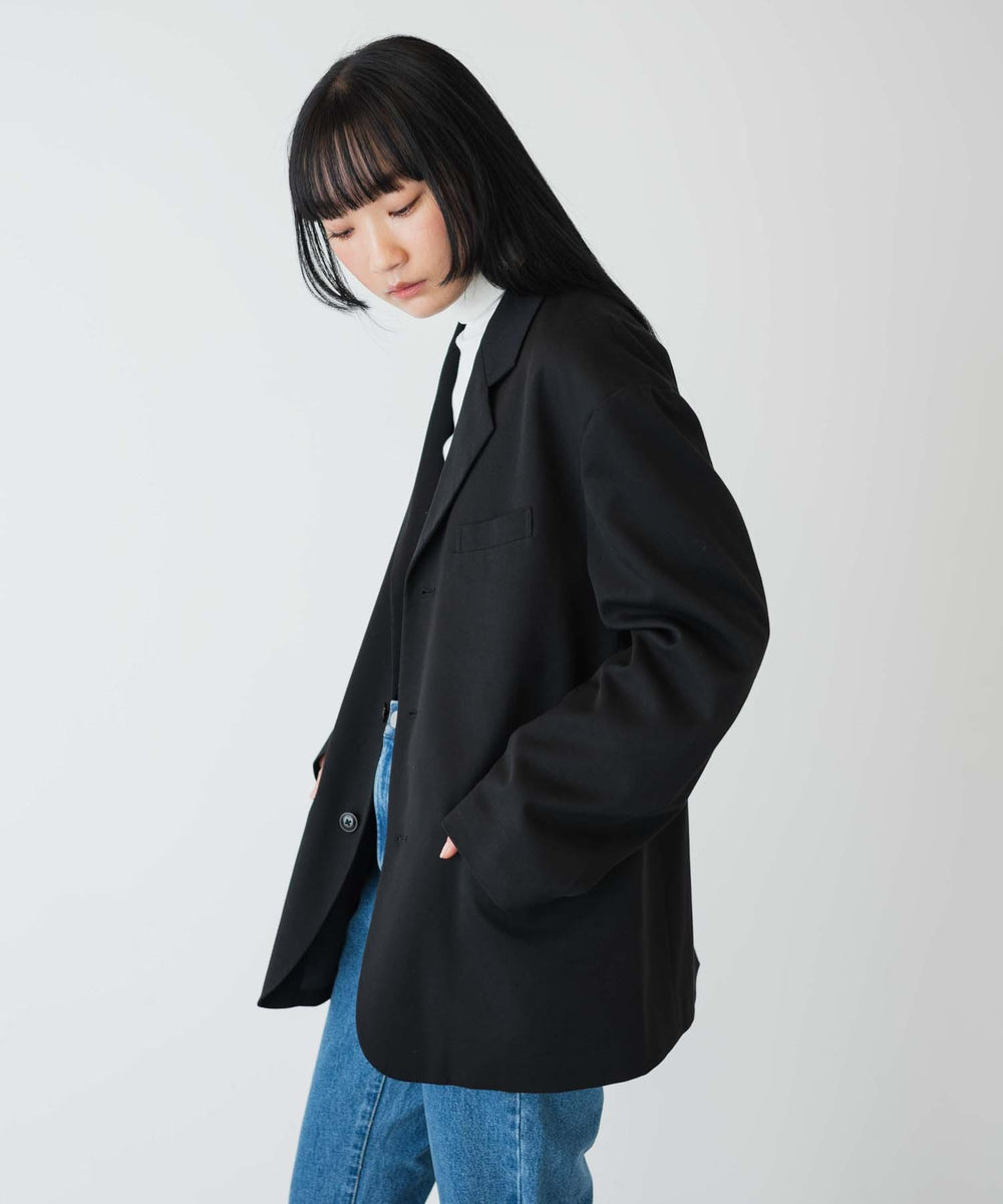 ブラック モデル：170cm M着用